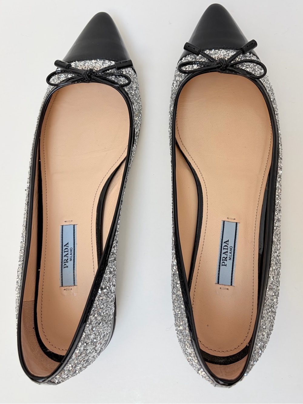 Prada Glitter Ballet Flats Pointed Toe Bow Patent Leather Silver Black Size 38.5 - Picture 11 of 15